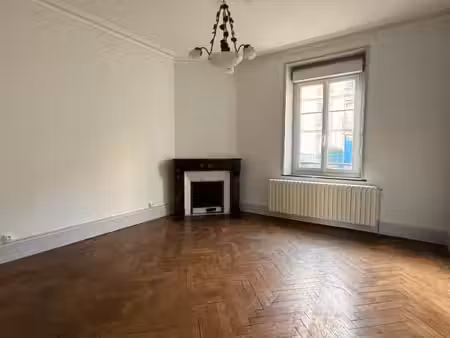 appartement 3 pièces 44 m²