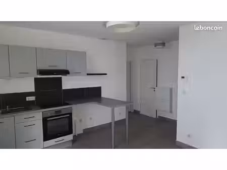 appartement rdc au calme