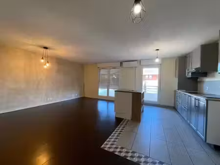location appartement 2 pièces 48.15 m² à toulouse (31000)  850 €
