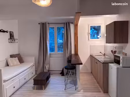 jolie studio