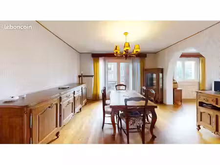 propriété 4 pièces 75 m²