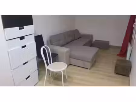 location meublée appartement 1 pièce 23 m² à meaux (77100)  715 €