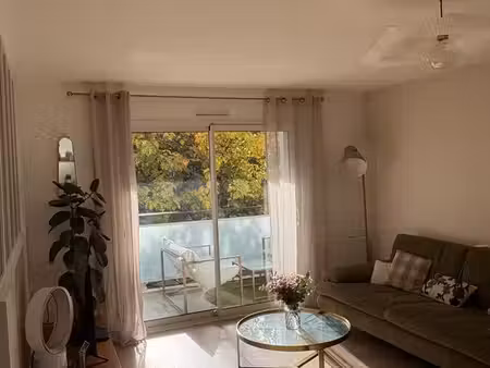 appartement t3 65 m² avec balcon et garage fermé – nantes secteur loquidy