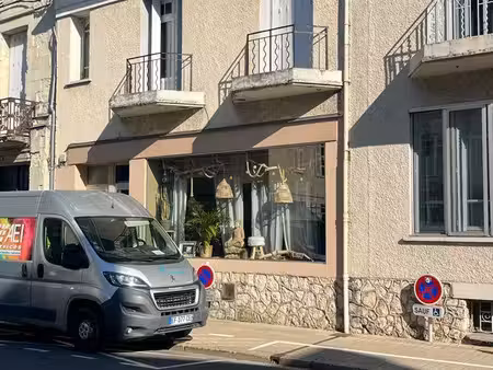 local commercial saumur centre