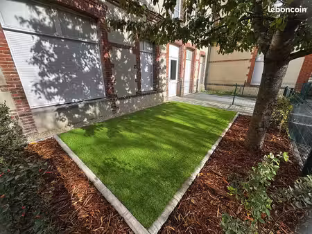à louer – appartement t3 rénové de 64 m² avec jardin privatif et 2 places de parking – cen