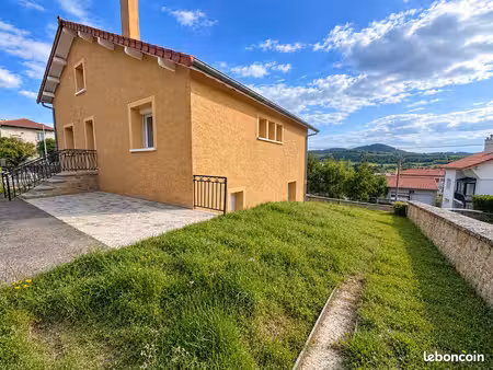 maison 5 pièces 136 m²