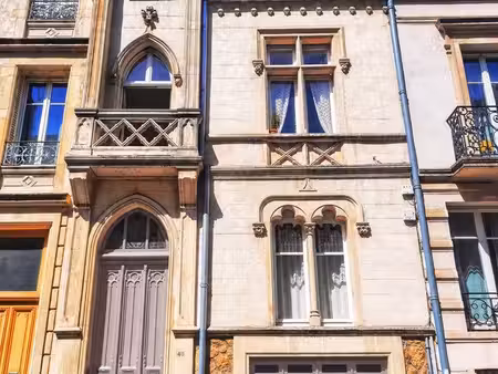 ? nancy rue pasteur - demeure néogothique 1906 – 150 m² – jardin - garage