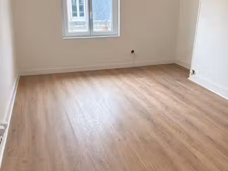 studio meublé rénové situé en hyper centre d’angers