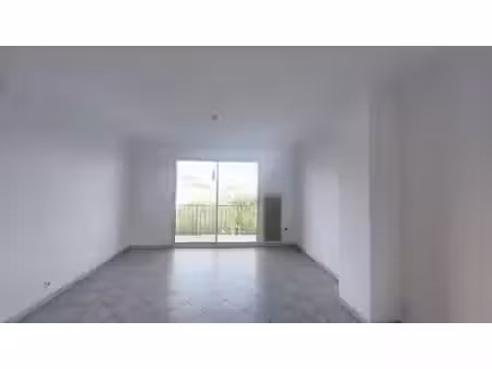 location meublée appartement 3 pièces 57.68 m² à manosque (04100)  840 €