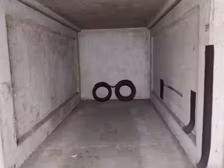 loue box non fermé en sous sol dans parking de residence