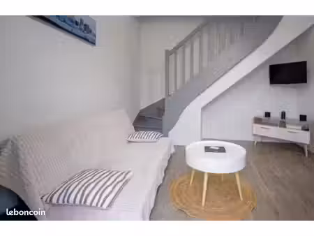 t2 meublé  tout inclus  690