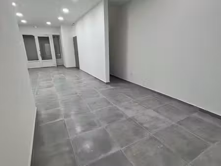 local commercial 120m2 neuf