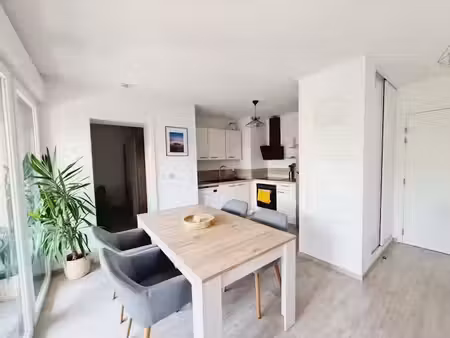 location meublée appartement 2 pièces 46.91 m² à illkirch-graffenstaden (67400)  922 €