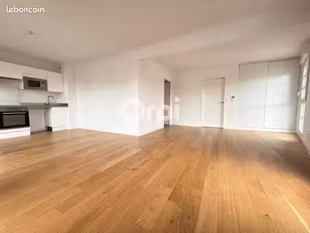 appartement 3 pièces 69 m²