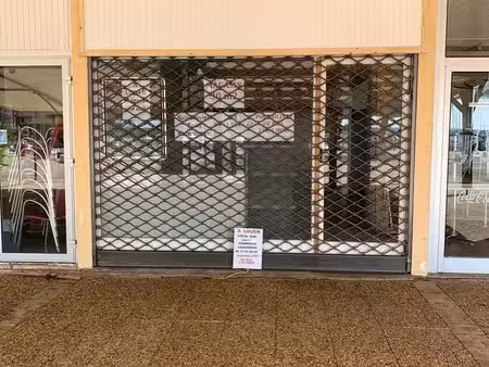 location local commercial