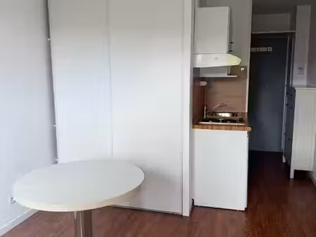 studio meublé 21 5 m² – nantes (44200)– idéal étudiant ou jeune actif