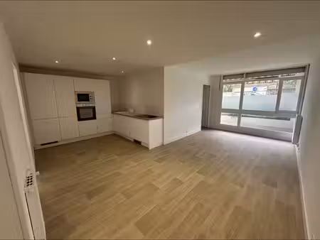 à louer – appartement t4 rénové – 3 chambres – nantes  quartier longchamp