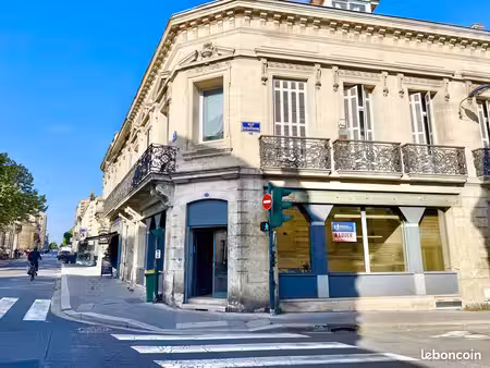 local commercial 153 m² bordeaux