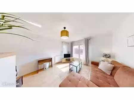 location meublé - résidence calme - 37 m2 rénové - stationnement