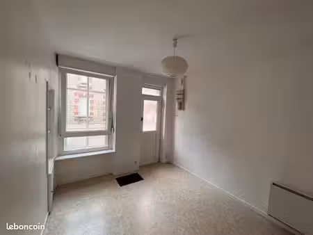 appartement t2 – 24 m² – centre-ville de flers – parking privé