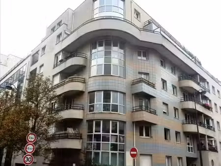 location appartement 2 pièces 46 m² à paris 19ème (75019)  1 455 €