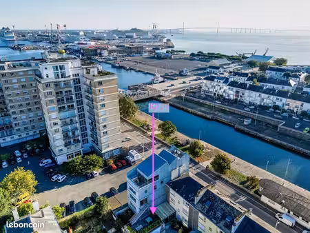 bureaux 6 postes avec terrasse 30 m² plein sud – saint-nazaire