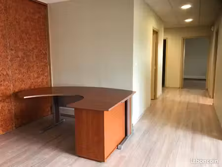 bureaux à louer 130m2 à changé