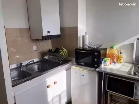 studio 1 pièce 22 m²