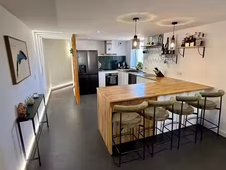 location meublée appartement 3 pièces 95 m² à thonon-les-bains (74200)  2 300 €