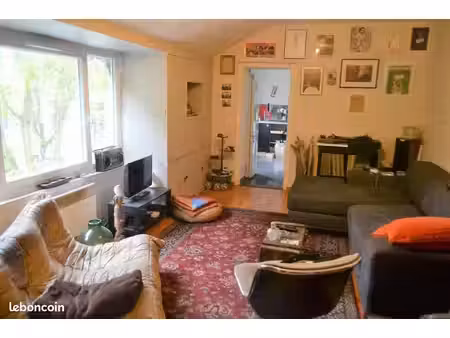 t2 bis / 50 m2  calme absolu  petite copropriété bien gérée