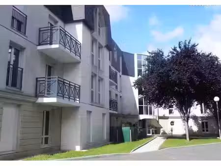 location meublée appartement 1 pièce 19 m² à orleans (45000)  461 €