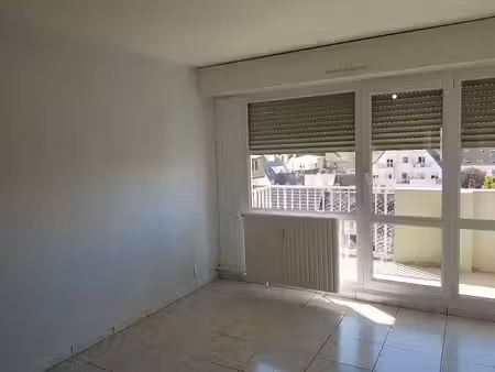 location appartement 2 pièces 62 m² à strasbourg (67000)  570 €