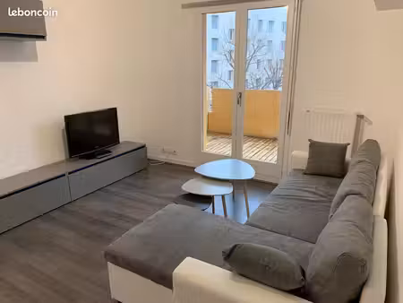 location t2 stade marcel michelin