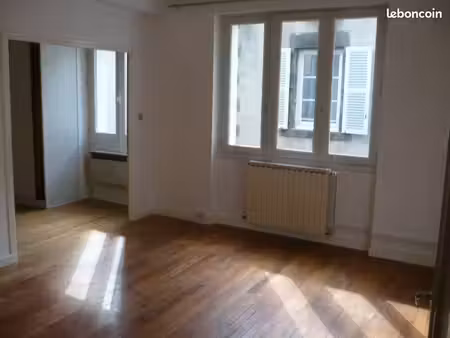 riom-f3-50m² + garage-599+140 compris chauffage