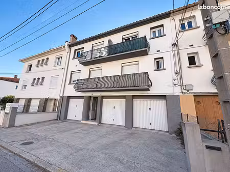 immeuble 10 pièces 205 m²