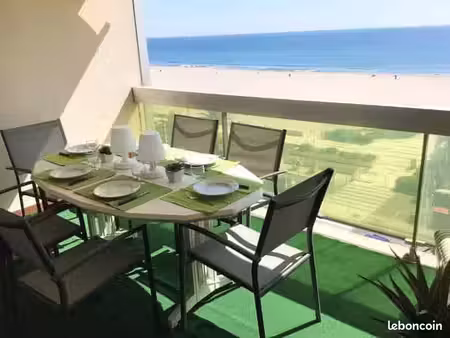 appartement t3 traversant 1ère ligne avec terrasse et parking