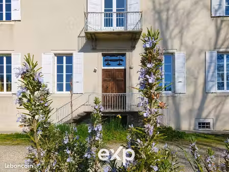 château 14 pièces 457 m²