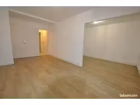 appartement 3 pièces 50 m²
