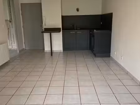 appartement t2 avec terrasse