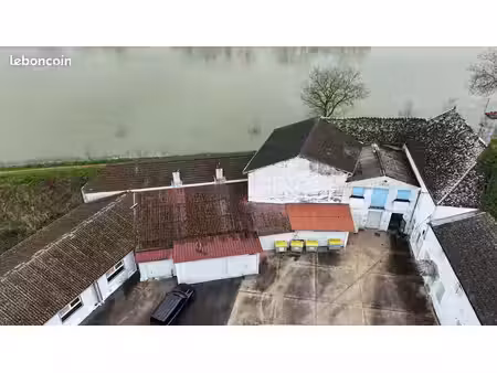 bâtiment mixte à verdun-sur-le-doubs