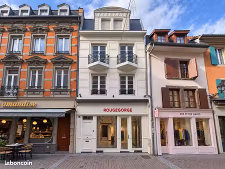 immeuble 7 pièces 99 m²