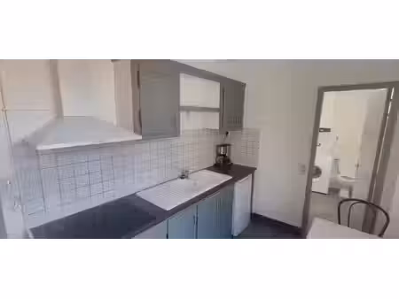 location meublée appartement 2 pièces 34 m² à reims (51100)  630 €