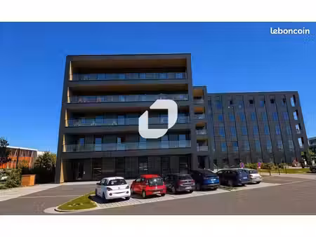 bureaux 390 m²