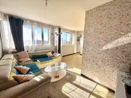 investissement - t3 de 65m2 avec balcon - résidence plombièr
