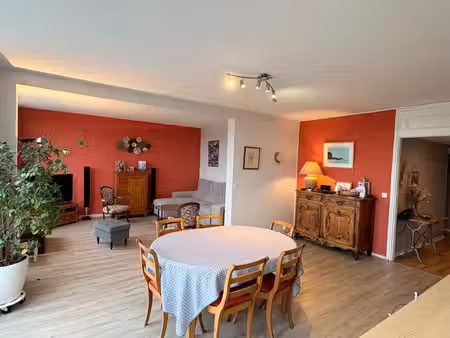 appartement familial de 127m2 situé en face du parc barbieux