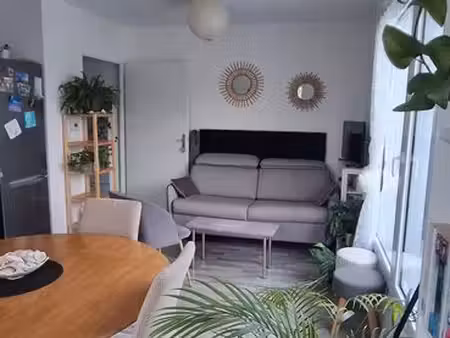 appartement 2p 35m² - dernier étage - balcon et parking sous-sol