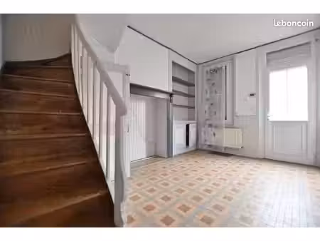 maison 2 pièces 53 m²