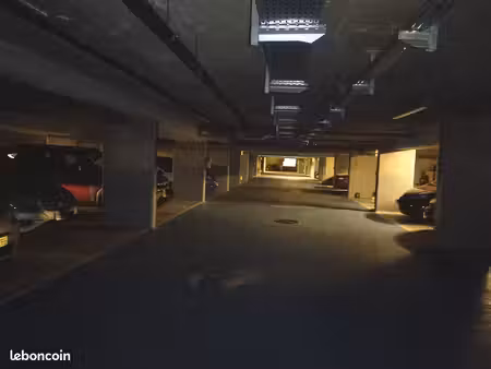 place de parking à louer