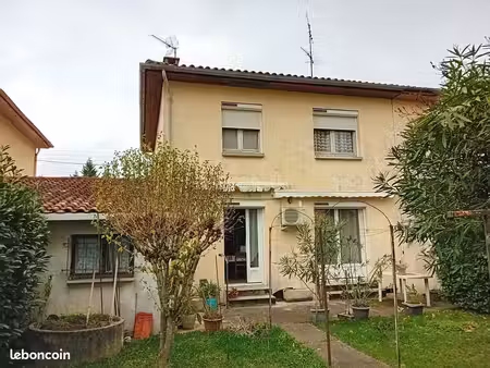 maison de ville 4 pièces 80 m²