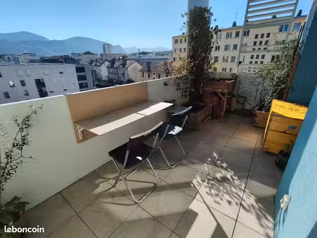 appartement t3 lumineux vue dégagée sur les montagnes – chambéry quartier mérande avec gar